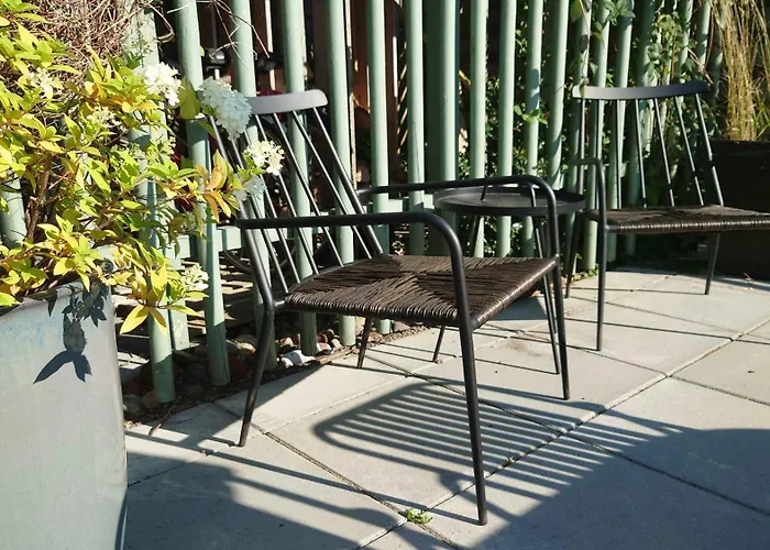 빌라 Hyggeligt Fiskerhus Taet Pa Havet 론네