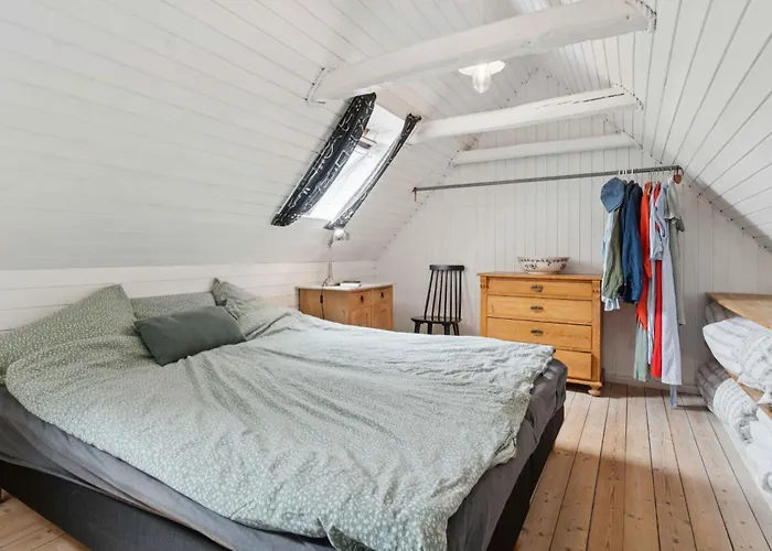 Hyggeligt Fiskerhus Taet Pa Havet 빌라