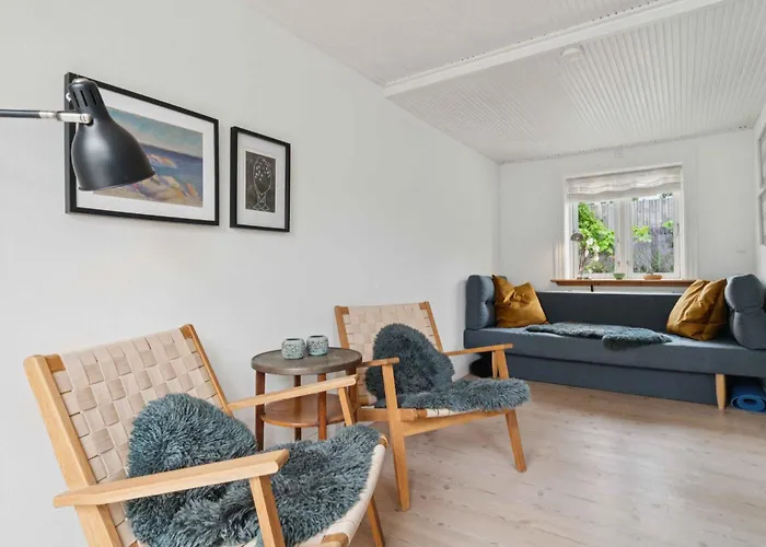 Hyggeligt Fiskerhus Taet Pa Havet *