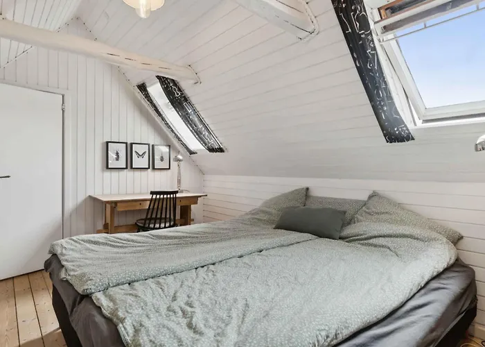 Hyggeligt Fiskerhus Taet Pa Havet *